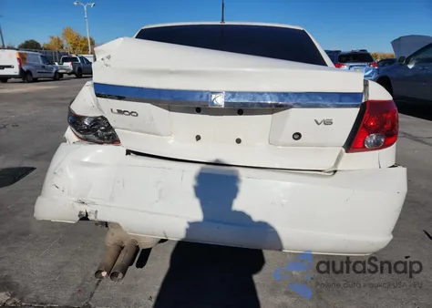 2004 Saturn L300 Level 2 from USA, damaged, VIN 1G8JD54R24Y515078